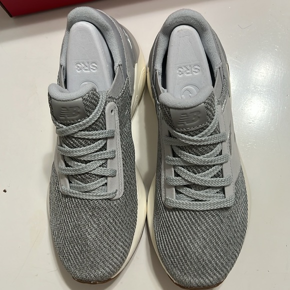 Women’s New Balance Fresh Foam X1440 Size 8 Grey Beige - Picture 9 of 13